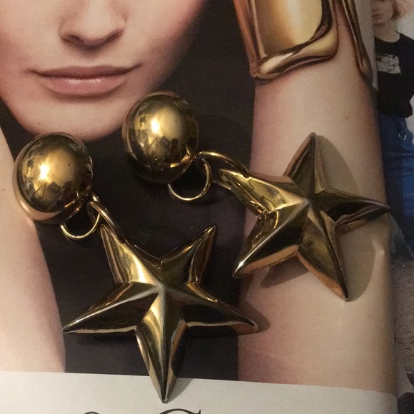 Beautiful vintage gold tone earrings - Picture 4 of 5